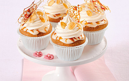 Капкейки с миндалем и йогуртом