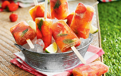 Фруктовый лед из клубники и апельсинов