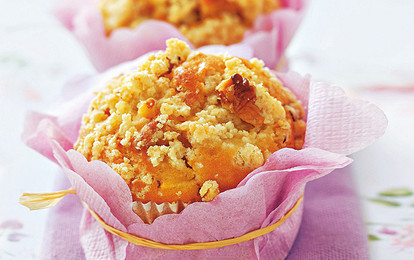 Маффины с яблоками и сметаной