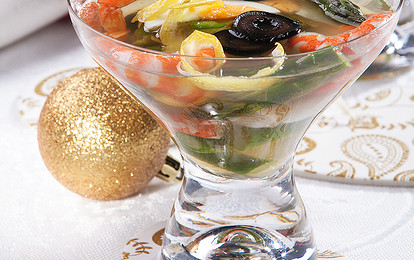 Заливное из судака с креветками