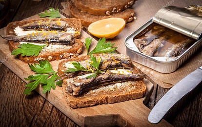 Шпроты в домашних условиях: простые рецепты с фото