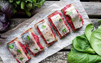 Красивое оформление салатов и закусок (50 фото)