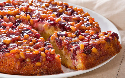 Пирог с клюквой