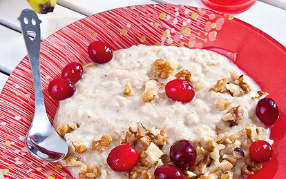 Овсяная каша с орехами