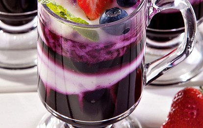 Десерт из черники