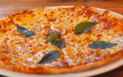 Рецепт пиццы маргариты: готовим как в ресторане (видео)