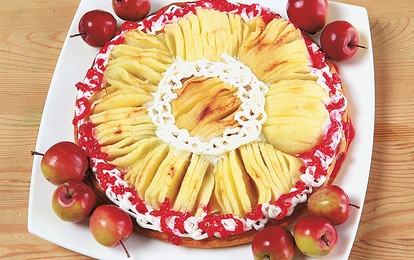 Яблочный пирог с орехами