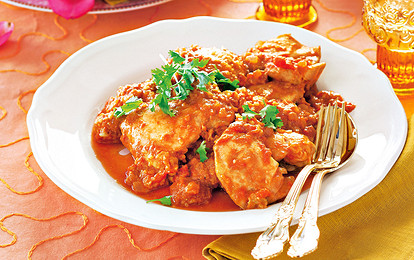 Курица с миндалем