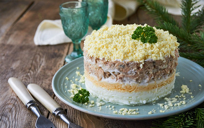 Салат «Мимоза» с сайрой: 5 лучших проверенных рецептов