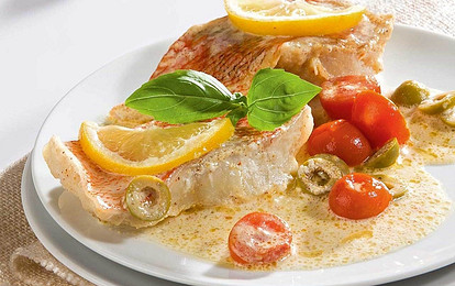 Филе окуня с оливками