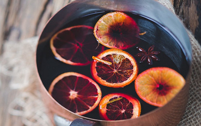 Ароматный глинтвейн с фруктами