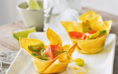 Корзиночки с лососем