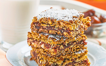 Вместо торта: рецепт пирога-мюсли с финиками 