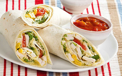 Курица с овощами в лаваше