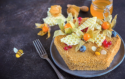 Приготовь медовик дома: пошаговый рецепт от кондитера