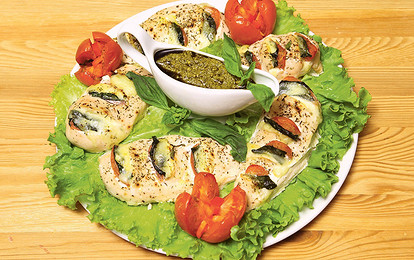 Быстрый ужин: рецепт курицы с соусом песто