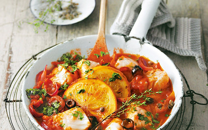 Белая рыба в апельсиново-томатном соусе