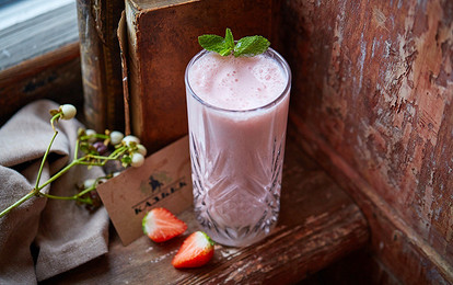 Рецепт от шефа: клубника-мацони