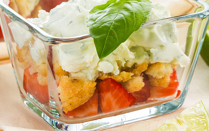 Десерт из клубники с маскарпоне