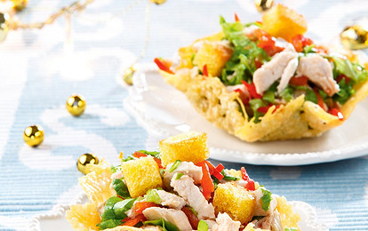 Сырные корзиночки с салатом