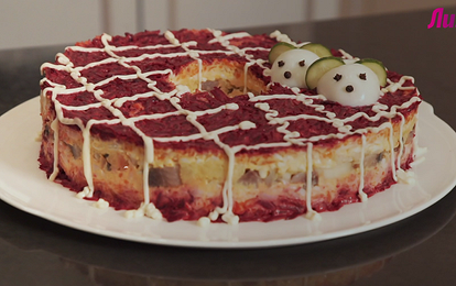 Рецепт селедки под шубой: показывает Диана Ходаковская (видео)