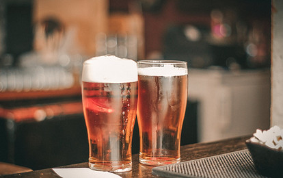 По бутылочке: вредно ли безалкогольное пиво и как часто его можно пить