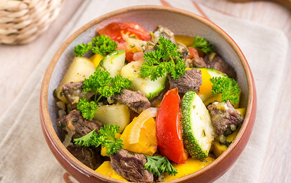 Овощное рагу с говядиной