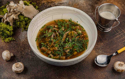 7 рецептов супов, которые помогут примириться с осенью (и согреться)