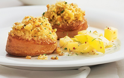 Мясо под золотистой «шапочкой»