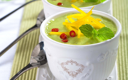 Худеем к отпуску: рецепт супа-пюре из авокадо