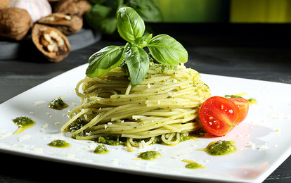 Добавь красок: рецепт пасты с зеленым соусом
