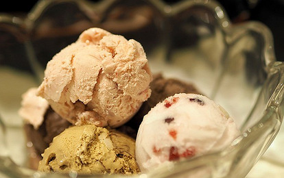 Как приготовить мороженое: топ-5 летних рецептов