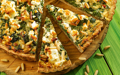 Киш со шпинатом и вялеными томатами