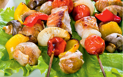 Шашлык с картофелем и помидорами