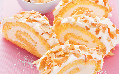 Рулет с лаймом и миндалем