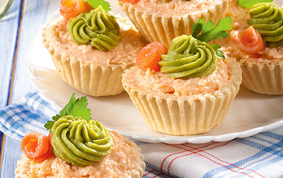 Тарталетки с рыбным паштетом