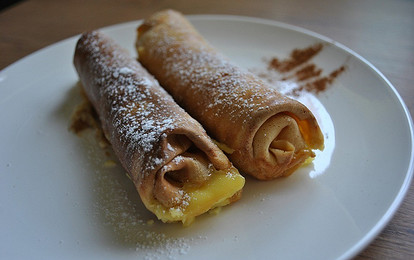 Блинчики с яблоками и семенами чиа