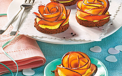 «Розочки» со сливами