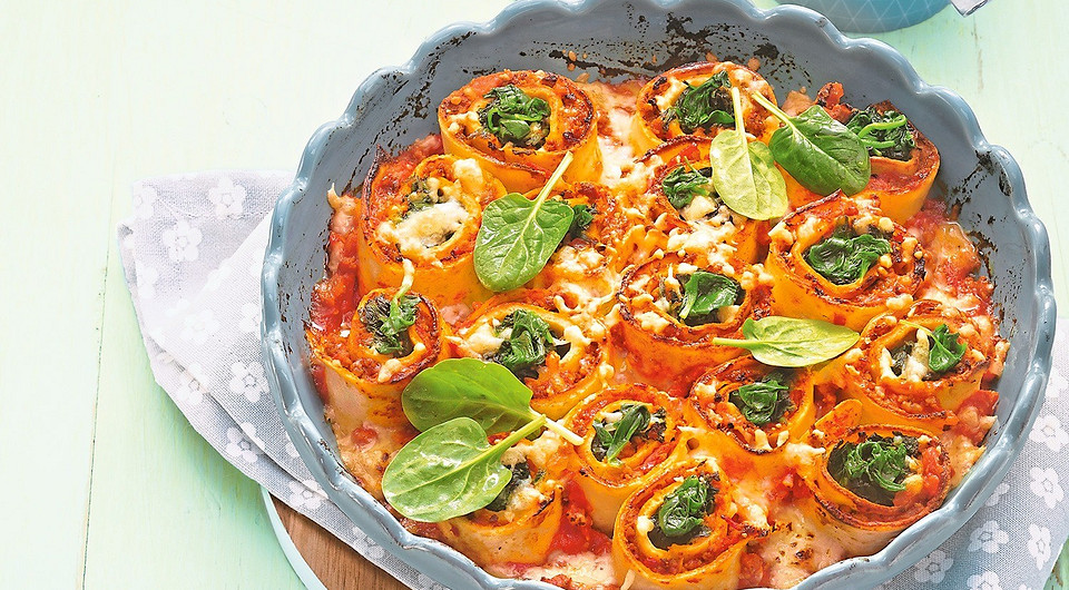 Низкокалорийный ужин: рецепт запеканки со шпинатом и томатами