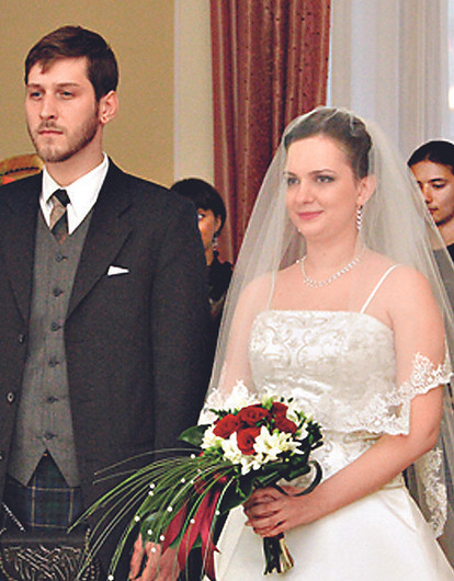 «А жених-то в юбке!»: моя необычная свадьба