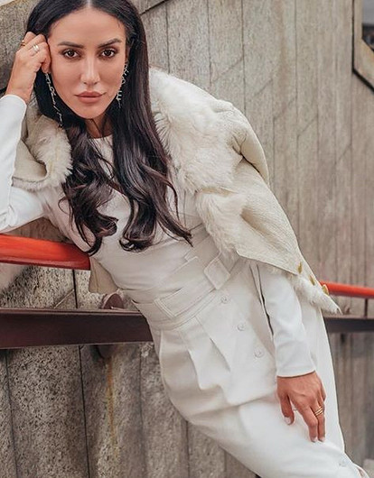 Если нет талии: 6 платьев на осень, которые превратят любую фигуру в «песочные часы»