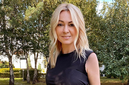 «Назвали бабушкой»: Яна Рудковская угрожает расправой хейтеру