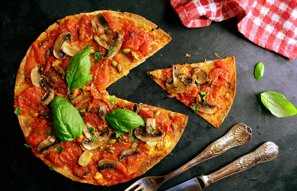 Как приготовить ПП-пиццу: 6 оригинальных рецептов