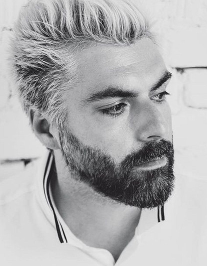 Мужа Полины Гагариной заметили на прогулке с новой девушкой (видео)