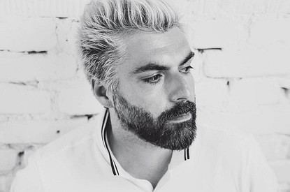 Мужа Полины Гагариной заметили на прогулке с новой девушкой (видео)