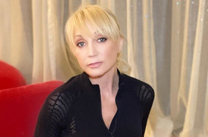 Кристина Орбакайте встретила на пляже оленя (видео)