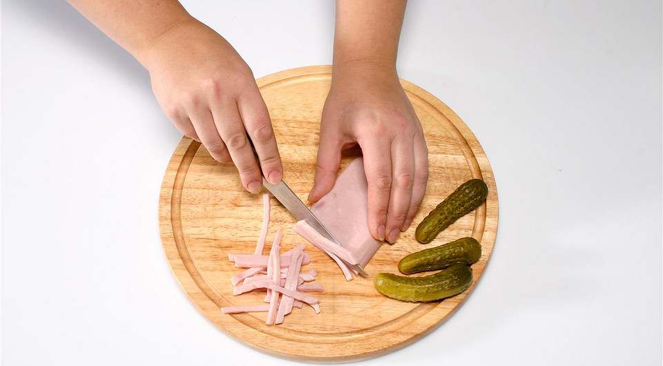 Закуска с начинкой из мяса или рыбы - фото шага 1
