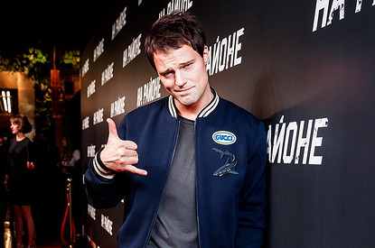 «Бедный Даня»: Козловского оправдали перед женщиной, которая получила от актера травму головы