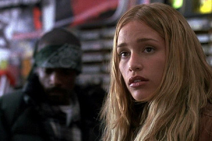 Идешь по стопам папочки?: мама думает, что я алкоголичка