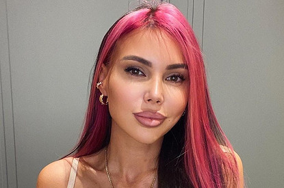 Сменившая имидж Оксана Самойлова опубликовала первую фотосессию с сыном